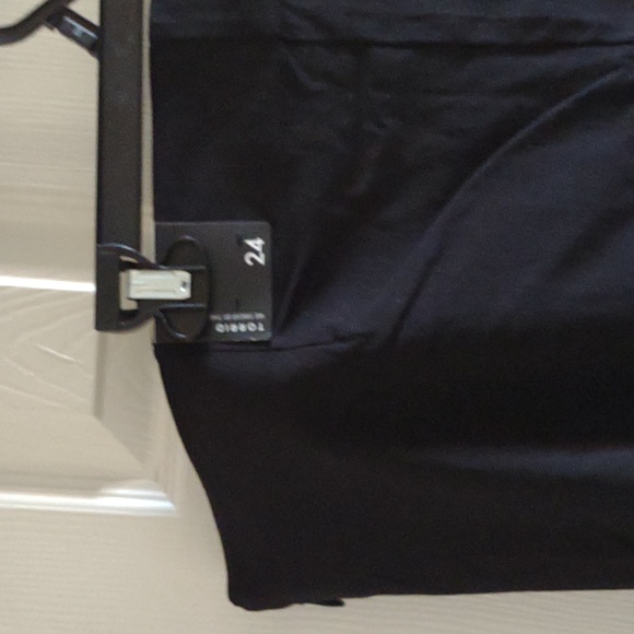Torrid Black Trousers Short Shorts plus - Picture 3 of 3